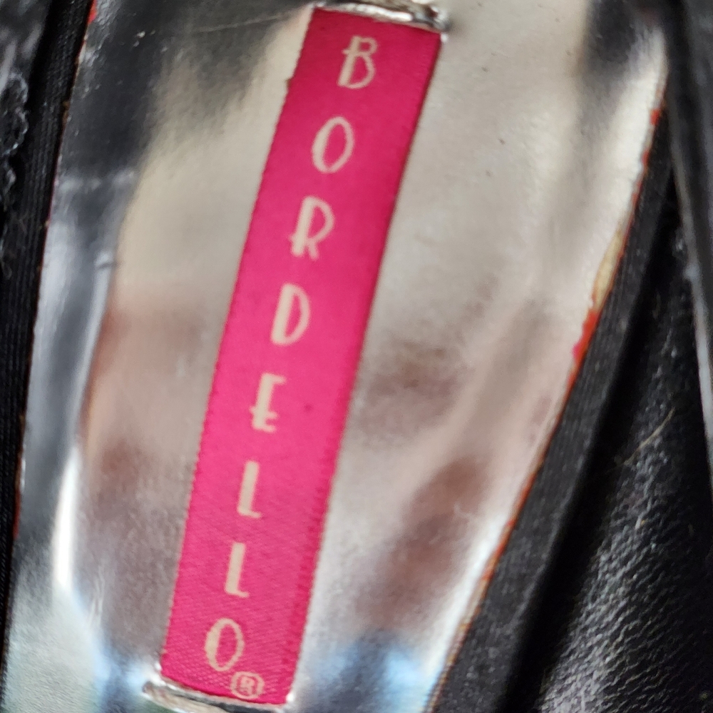 BORDELLO Marilyn Rhinestone pumps size 7 - Picture 10 of 13